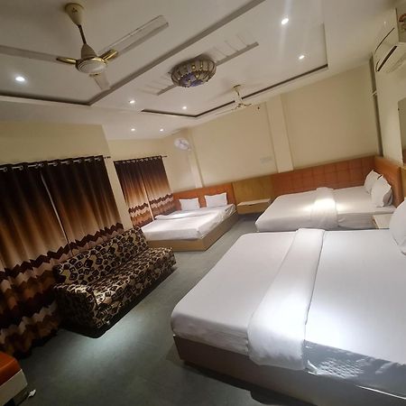 Hotel Empire Ujjain Eksteriør bilde