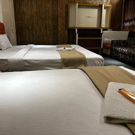 Hotel Empire Ujjain Eksteriør bilde