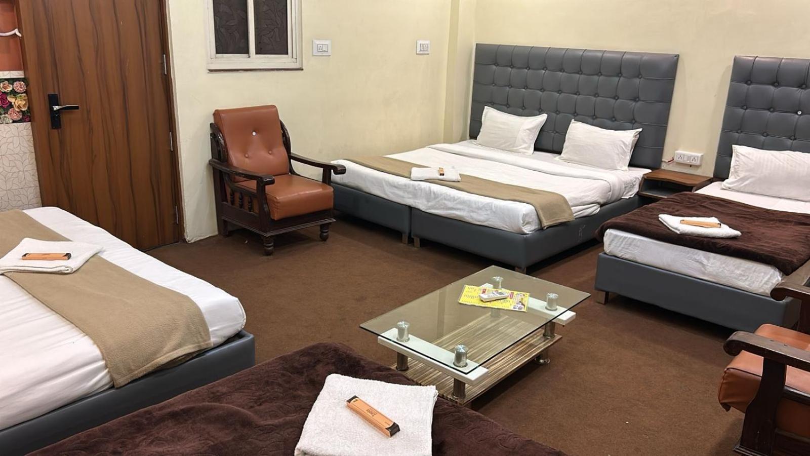 Hotel Empire Ujjain Eksteriør bilde
